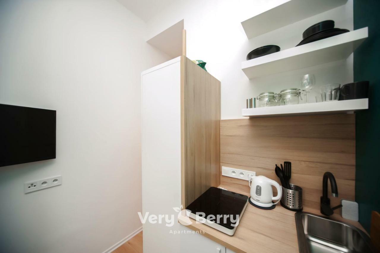 Very Berry - Glogowska 35A - Mtp Apartments - Self Check In 24H Poznan Luaran gambar
