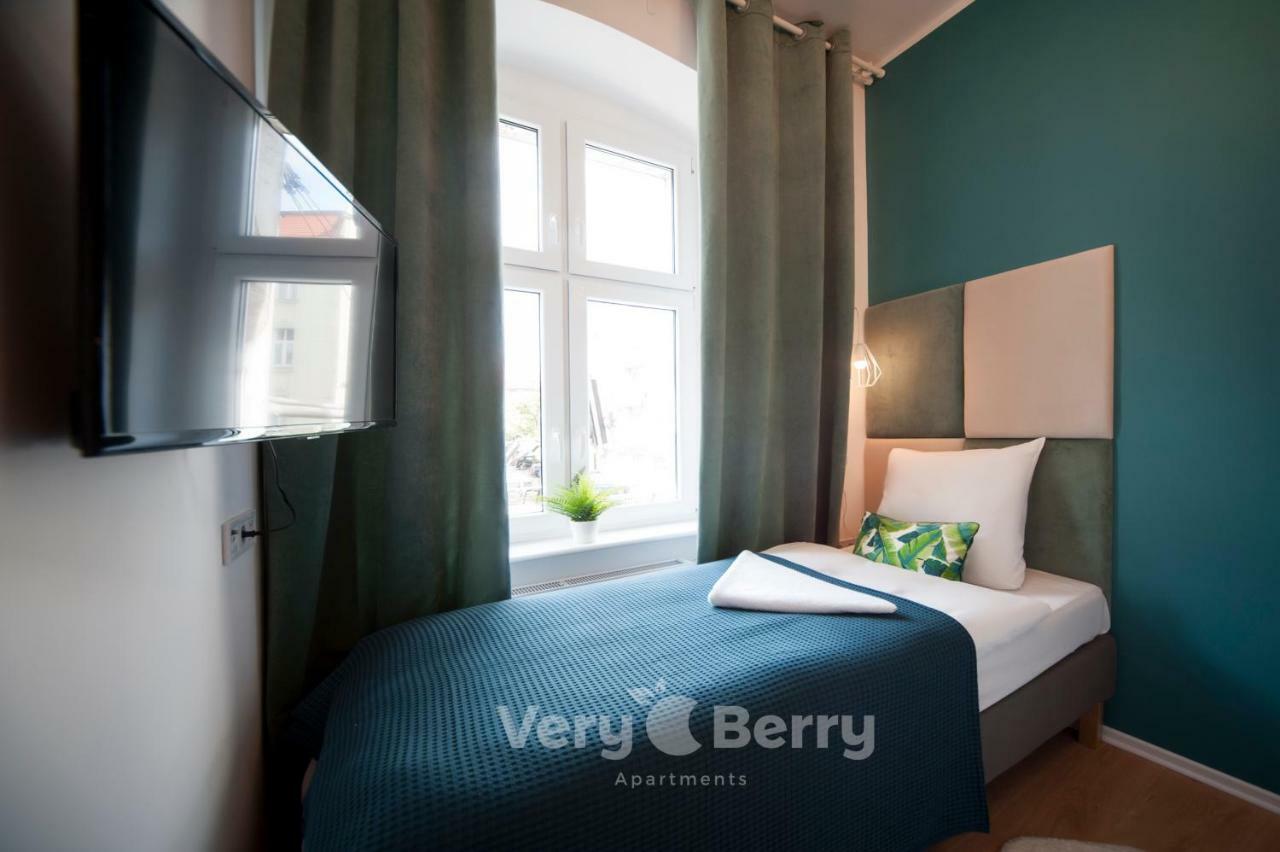 Very Berry - Glogowska 35A - Mtp Apartments - Self Check In 24H Poznan Luaran gambar
