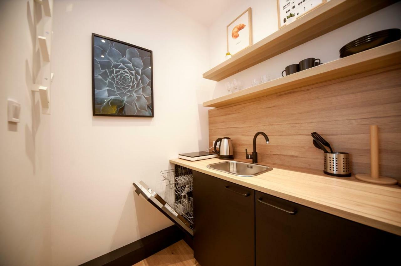 Very Berry - Glogowska 35A - Mtp Apartments - Self Check In 24H Poznan Luaran gambar