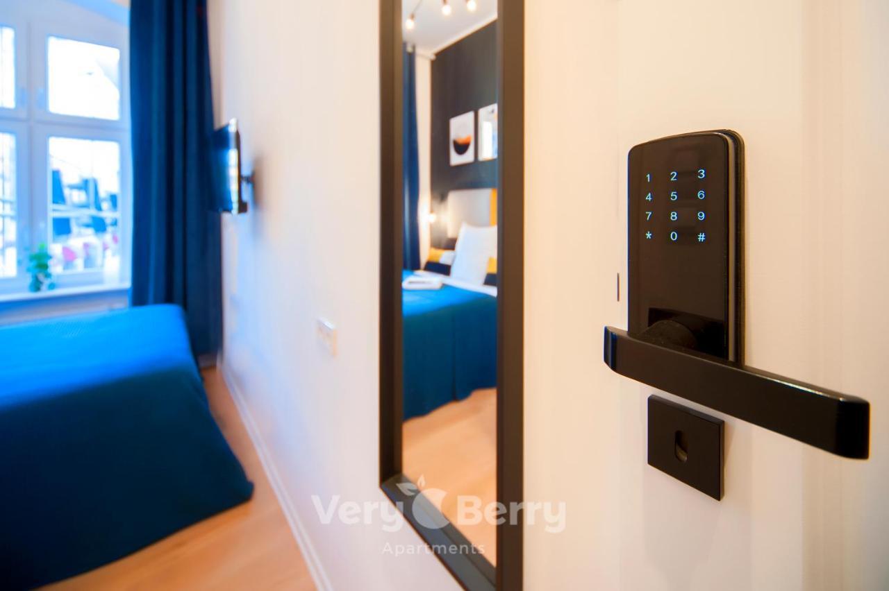 Very Berry - Glogowska 35A - Mtp Apartments - Self Check In 24H Poznan Luaran gambar