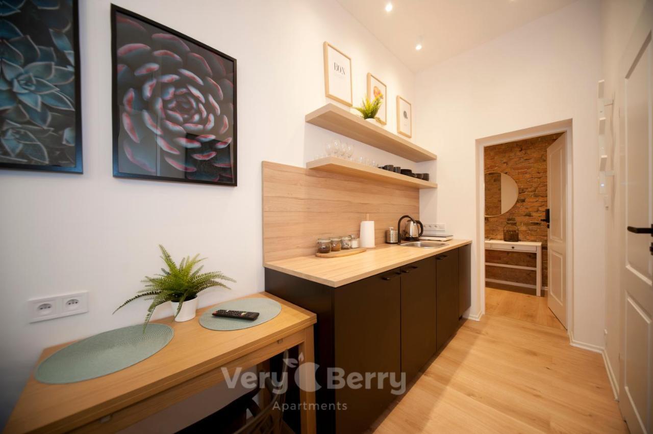 Very Berry - Glogowska 35A - Mtp Apartments - Self Check In 24H Poznan Luaran gambar