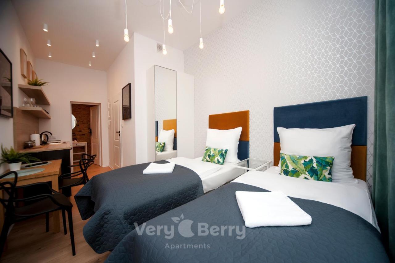 Very Berry - Glogowska 35A - Mtp Apartments - Self Check In 24H Poznan Luaran gambar