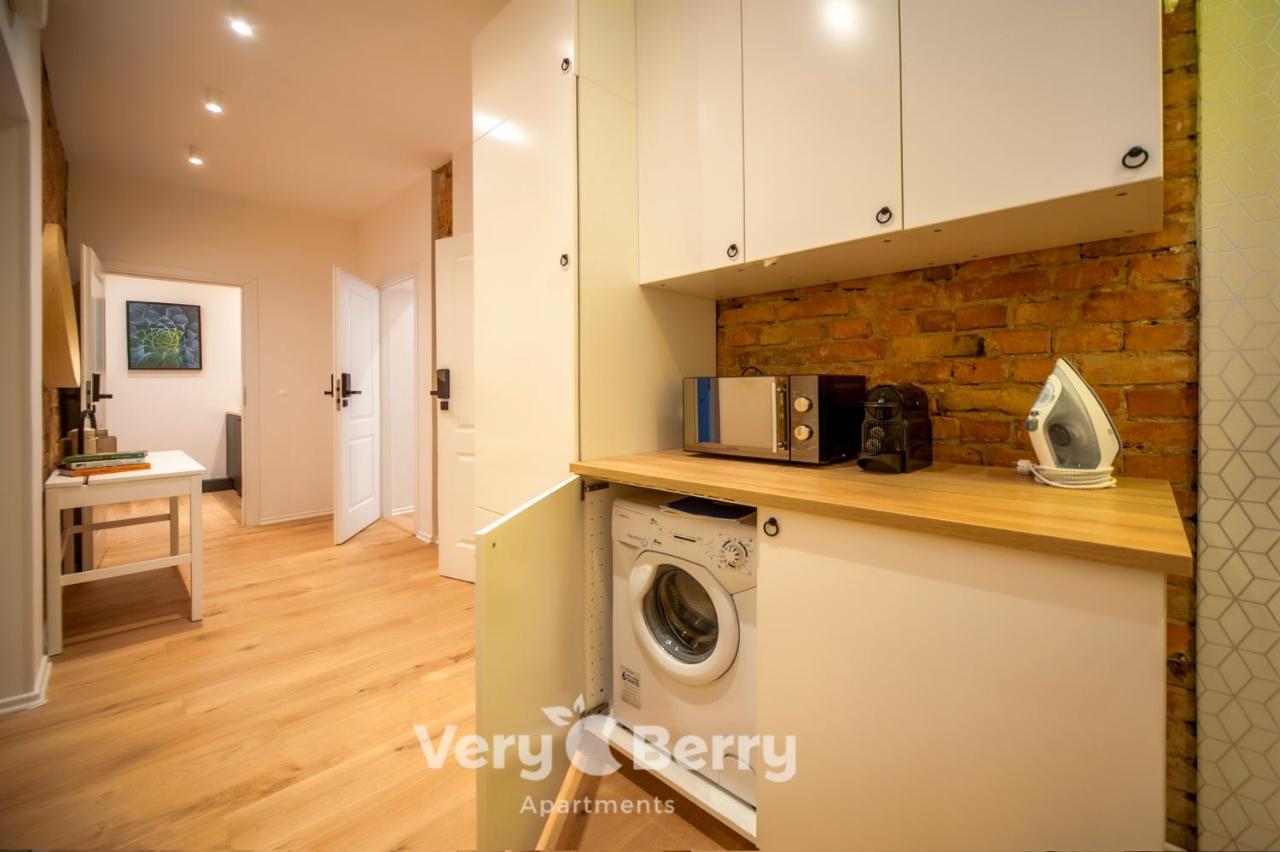 Very Berry - Glogowska 35A - Mtp Apartments - Self Check In 24H Poznan Luaran gambar